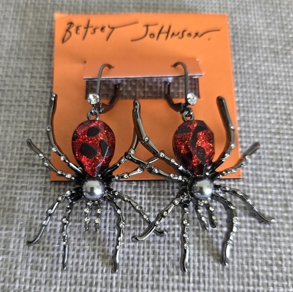 New Betsey Johnson Red Earrings Red Silver Crystal Rhinestone Dangle Earrings - Picture 1 of 3